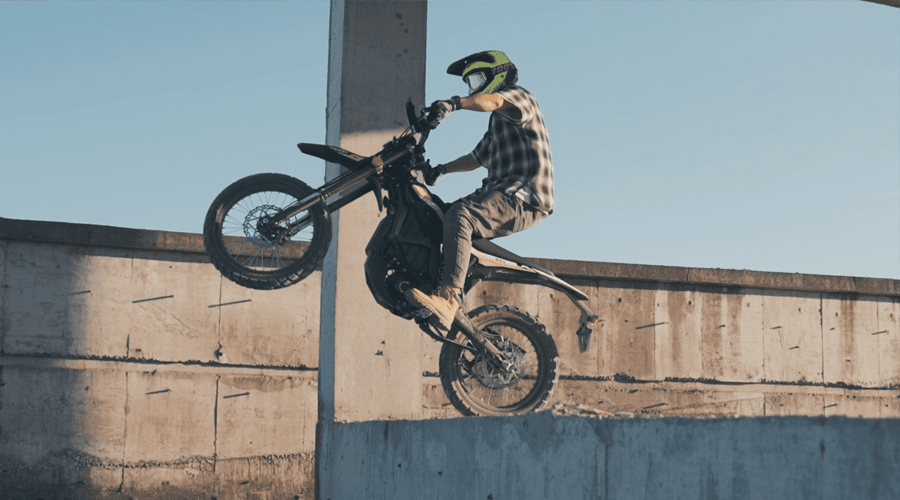 Surron Electric Dirt Bikes: The Ultimate 2025 Guide to Models, Specs & Performance - ProluxeTech